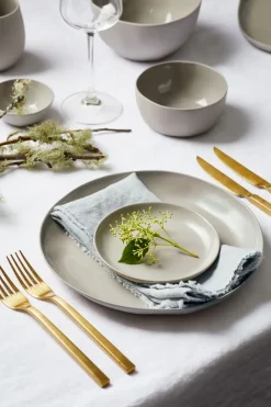 Cloud Round Plate Dove Grey (M)