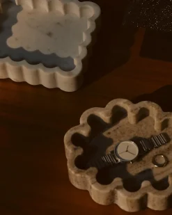 Marble Oval Ribbed Catchall Biscotti