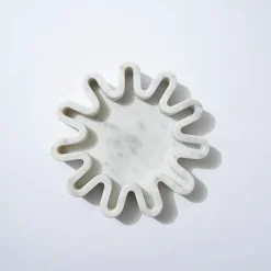 Marble Round Squiggle Catchall White Marle
