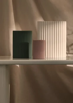 Ripple Oval Vase Snow (L)