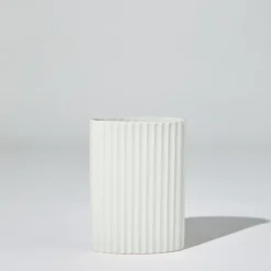 Ripple Oval Vase Snow (M)