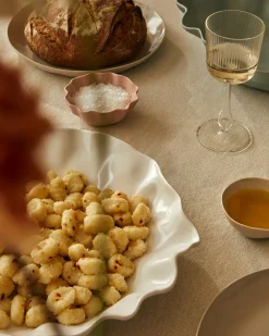 Ruffle Bowl Icy Pink (XS)