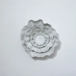 Ruffle Bowl Snow White (L)