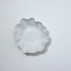 Ruffle Bowl Snow White (L)