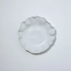 Ruffle Round Platter Snow White (XL)